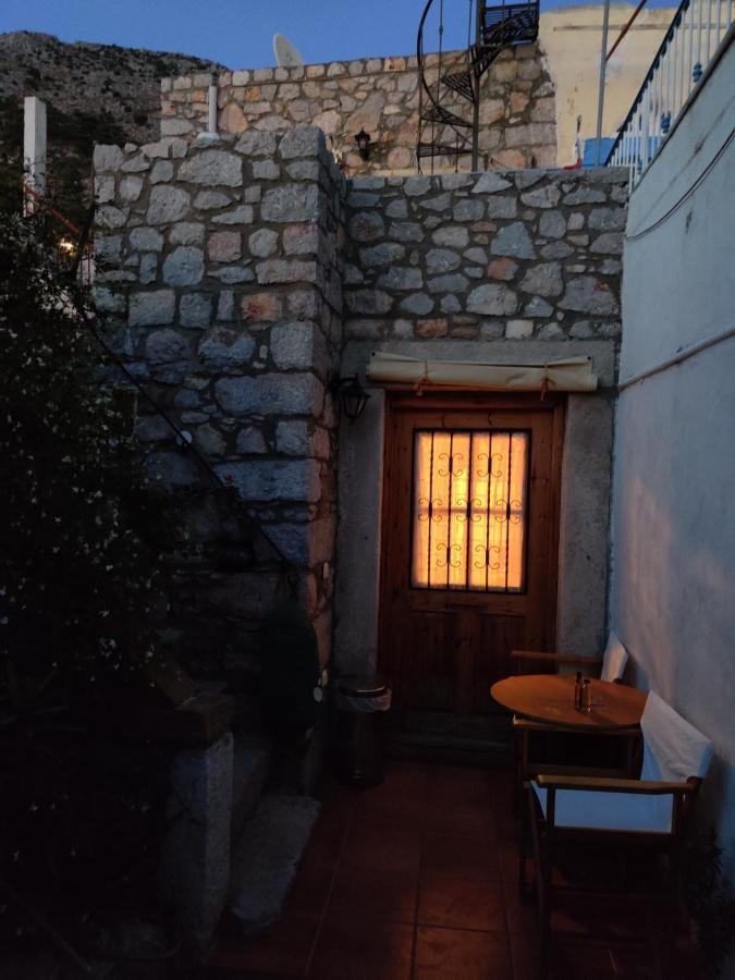 Traditional Stone House In Chios Chios Town Exterior photo